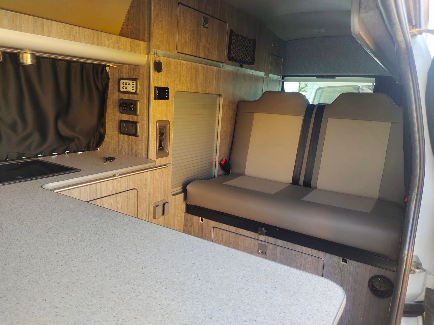 FOR SALE 2007 Nissan Urvan 4WD Automatic Diesel