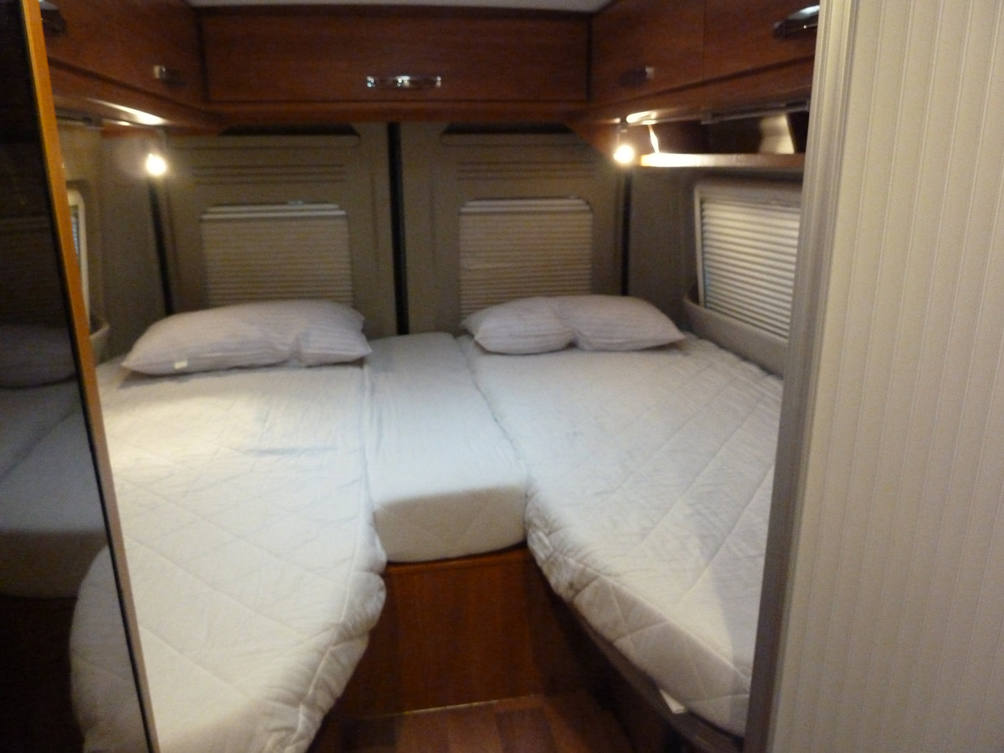 Davie 2 Berth Automatic Globecar Camp Scout